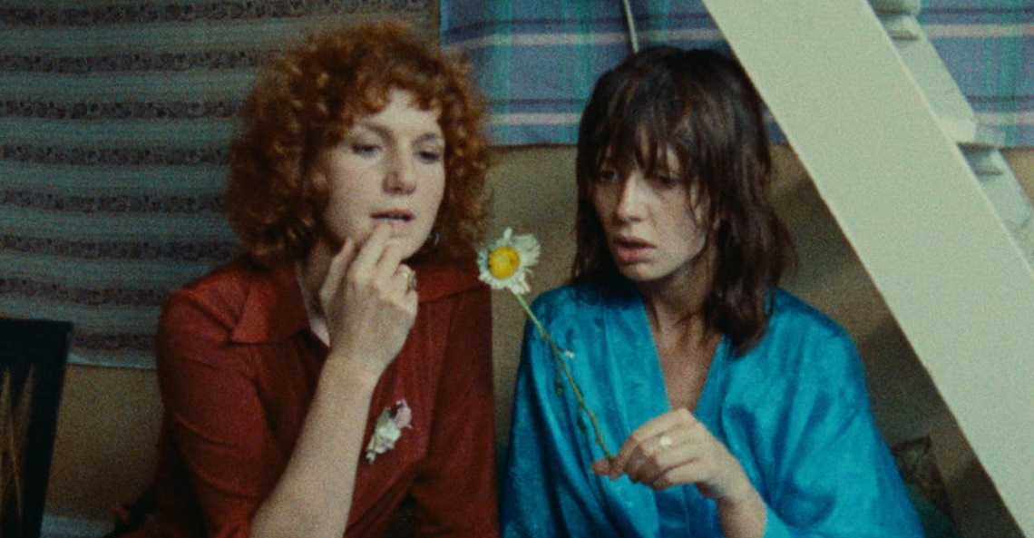 A still from 'Celine and Julie Go Boating'.