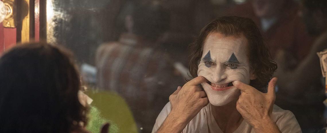 Authur Fleck (Joaquins Phoenix) is a very sad clown in Joker.