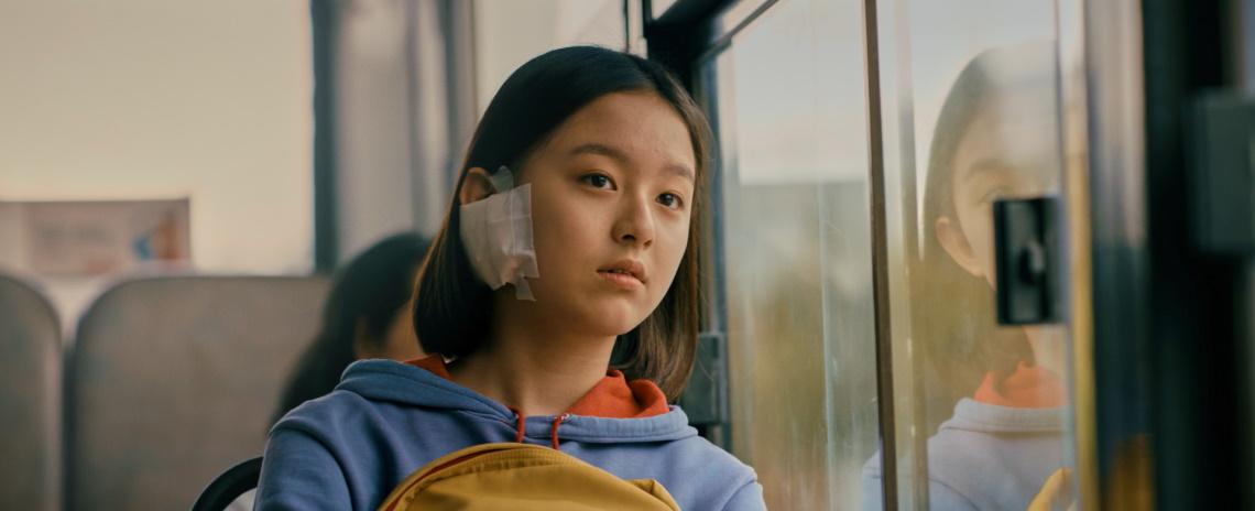 Park Ji-hu is a girl navigating early adolescence in mid-90s Seoul in Kim Bora's 'House of Humminbird'.